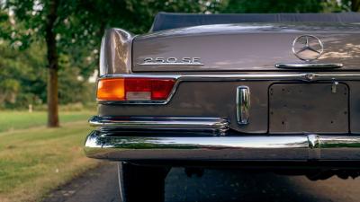 1967 Mercedes - Benz 250 SE Cabriolet