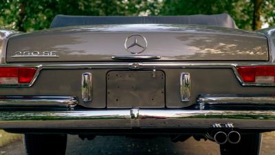 1967 Mercedes - Benz 250 SE Cabriolet