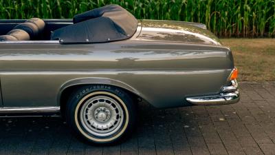 1967 Mercedes - Benz 250 SE Cabriolet