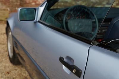 1991 Mercedes - Benz SL 300 &ldquo;125.000 kilometers&rdquo;