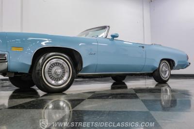 1975 Oldsmobile Delta 88 Royale Convertible