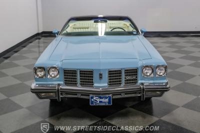 1975 Oldsmobile Delta 88 Royale Convertible