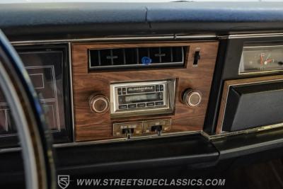 1975 Oldsmobile Delta 88 Royale Convertible