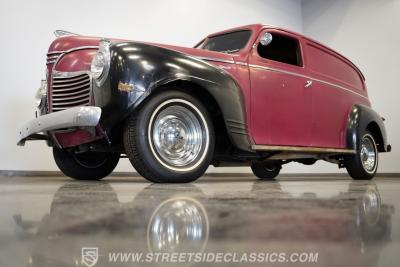 1941 Plymouth P11