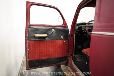 1941 Plymouth P11