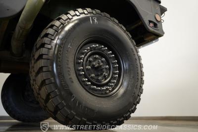 2002 AM General M1123