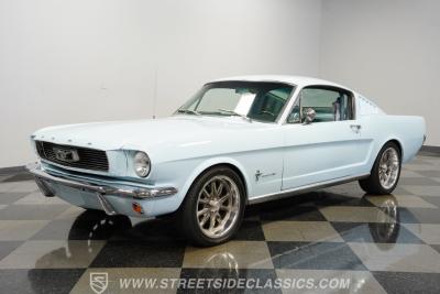 1966 Ford Mustang 2+2 Fastback Coyote Restomod