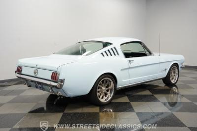 1966 Ford Mustang 2+2 Fastback Coyote Restomod