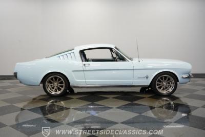 1966 Ford Mustang 2+2 Fastback Coyote Restomod