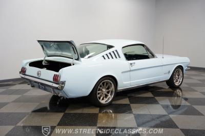 1966 Ford Mustang 2+2 Fastback Coyote Restomod