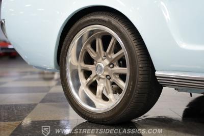1966 Ford Mustang 2+2 Fastback Coyote Restomod