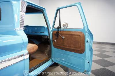 1965 Chevrolet C10 LS Restomod