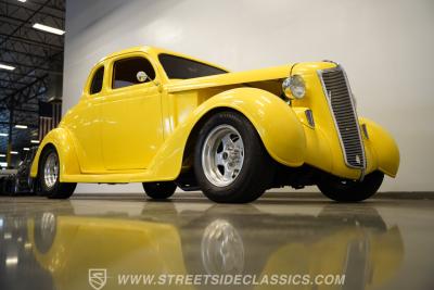 1936 DeSoto Coupe Airstream