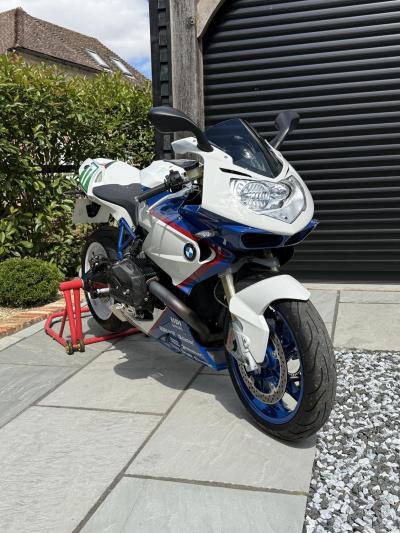 2010 BMW HP2 SPORT