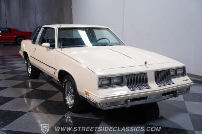 1984 Oldsmobile Cutlass Supreme Brougham