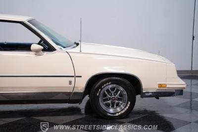 1984 Oldsmobile Cutlass Supreme Brougham