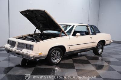 1984 Oldsmobile Cutlass Supreme Brougham