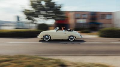 1953 Porsche 356 Pre-A &ldquo;Knickscheibe&rdquo; 1500 Cabriolet