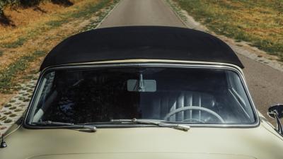 1953 Porsche 356 Pre-A &ldquo;Knickscheibe&rdquo; 1500 Cabriolet