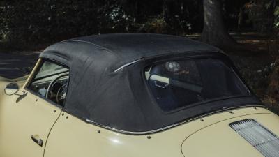 1953 Porsche 356 Pre-A &ldquo;Knickscheibe&rdquo; 1500 Cabriolet