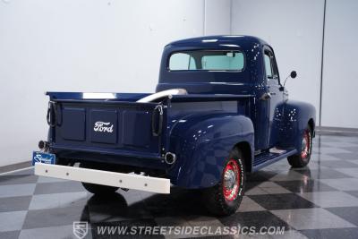 1952 Ford F-1
