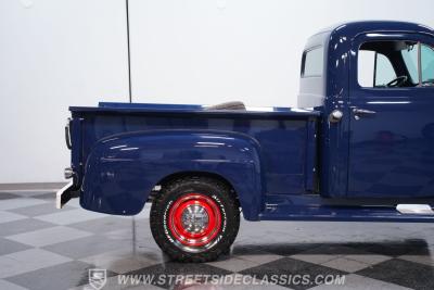 1952 Ford F-1