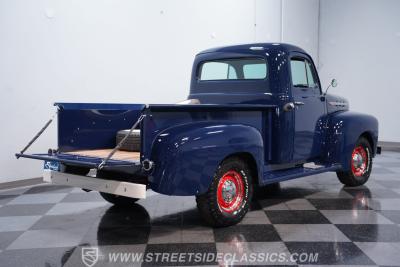 1952 Ford F-1