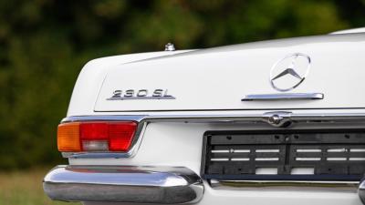 1964 Mercedes - Benz 230 SL Pagoda