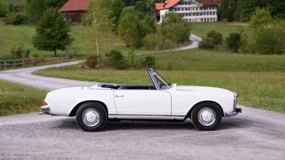 1964 Mercedes - Benz 230 SL Pagoda