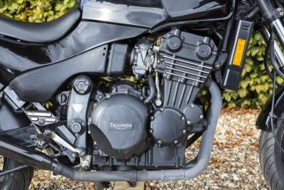 1999 Triumph SPEED TRIPLE 900