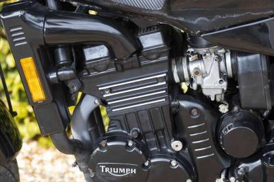 1999 Triumph SPEED TRIPLE 900