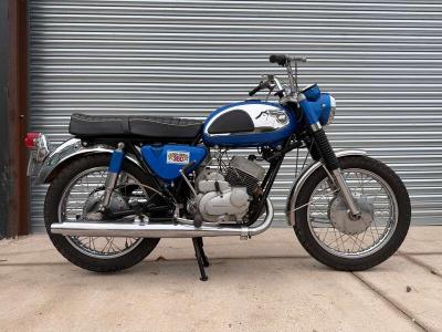 1967 Kawasaki A7 AVENGER