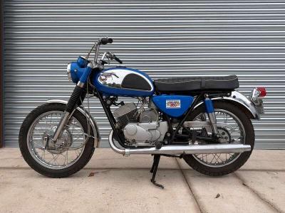 1967 Kawasaki A7 AVENGER
