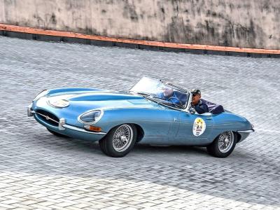 1965 Jaguar E TYPE 4.2 ROADSTER S1 1965