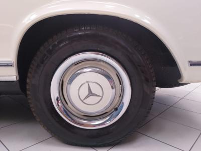1965 Mercedes - Benz BENZ  230 SL PAGODE 1965