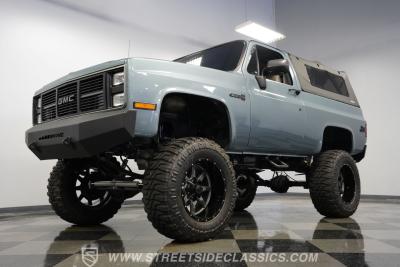 1984 GMC Jimmy 4X4 Restomod