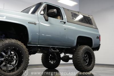 1984 GMC Jimmy 4X4 Restomod