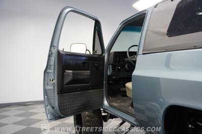 1984 GMC Jimmy 4X4 Restomod