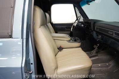 1984 GMC Jimmy 4X4 Restomod