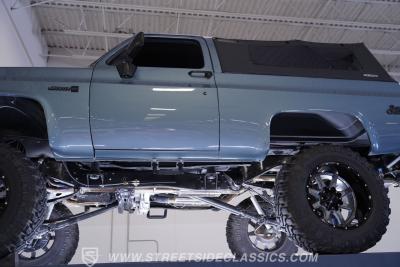 1984 GMC Jimmy 4X4 Restomod