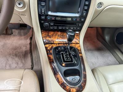 2004 Jaguar XJR