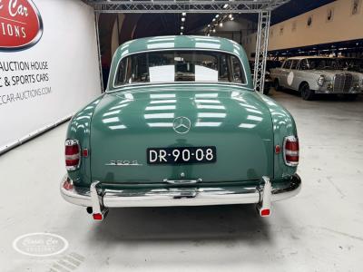 1959 Mercedes - Benz 220S
