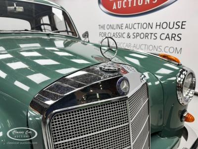 1959 Mercedes - Benz 220S