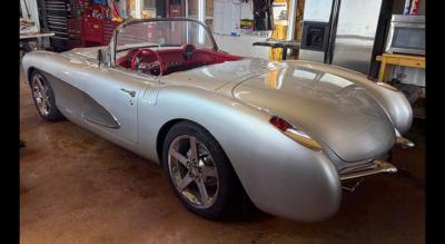 1956 Chevrolet CORVETTE RESTOMOD2D