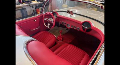 1956 Chevrolet CORVETTE RESTOMOD2D