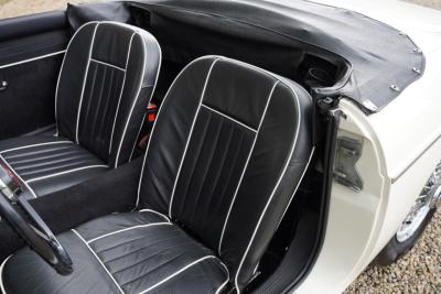 1966 MG B MkI Roadster &ldquo;The steel-dash&rdquo;