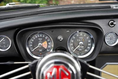 1966 MG B MkI Roadster &ldquo;The steel-dash&rdquo;