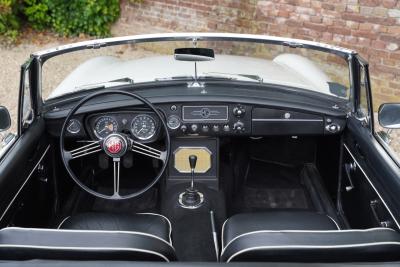 1966 MG B MkI Roadster &ldquo;The steel-dash&rdquo;