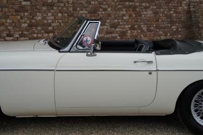 1966 MG B MkI Roadster &ldquo;The steel-dash&rdquo;