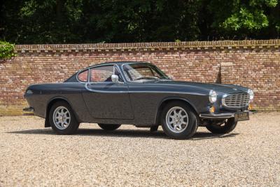 1966 Volvo P1800S &ldquo;Restored with sympathy&rdquo;